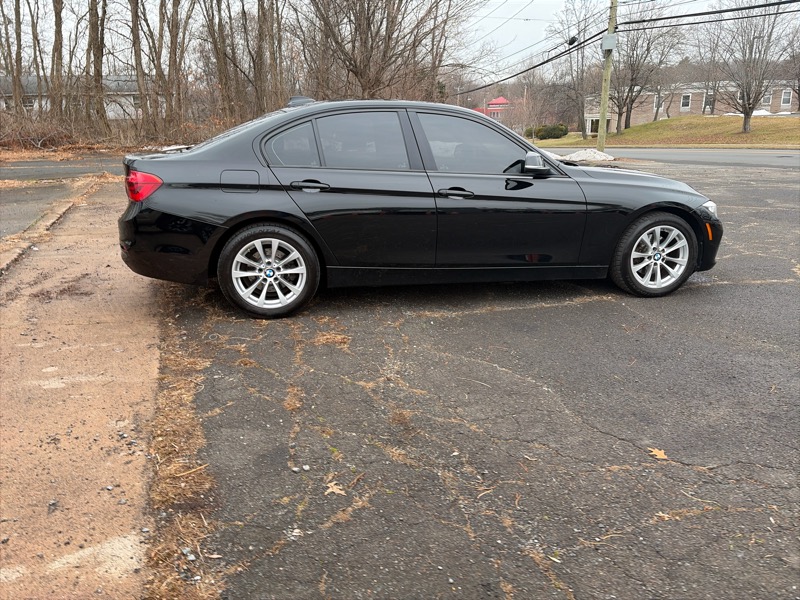 BMW 3-Series 320i xDrive Sedan 2017