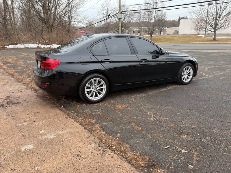 BMW 3-Series 320i xDrive Sedan 2017