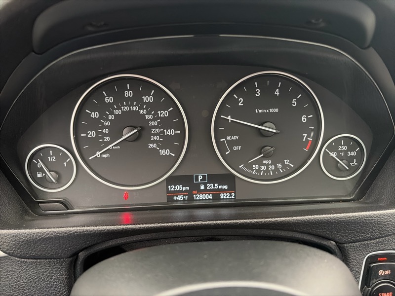 BMW 3-Series 320i xDrive Sedan 2017