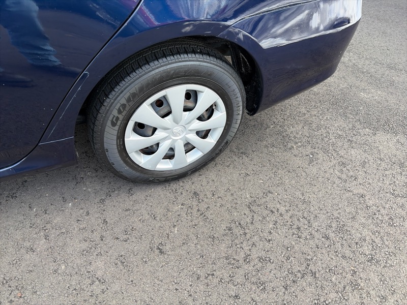 Toyota Corolla LE 4-Speed AT 2011