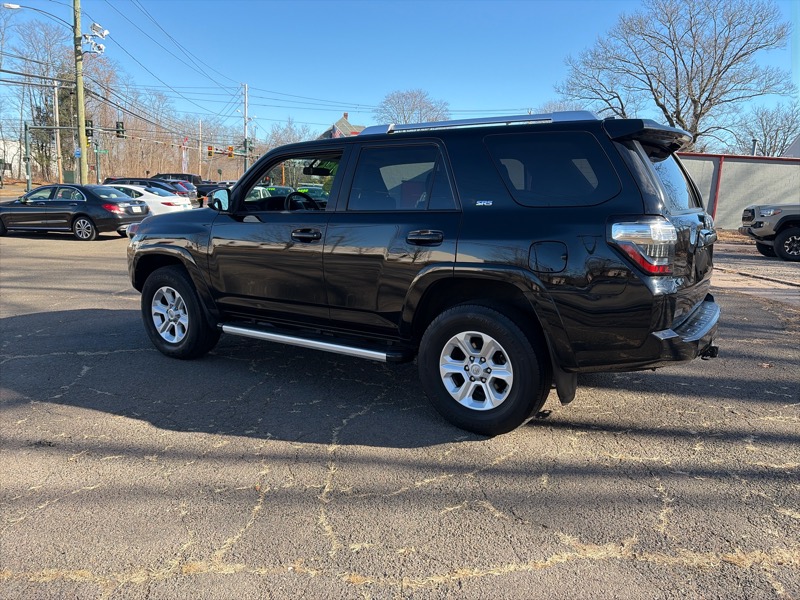 Toyota 4Runner SR5 4WD 2016