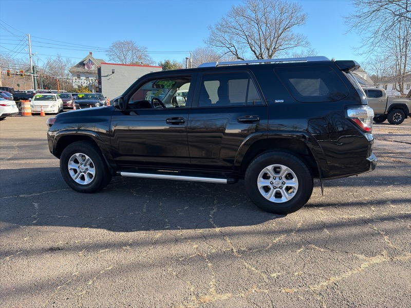 Toyota 4Runner SR5 4WD 2016