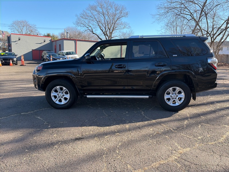 Toyota 4Runner SR5 4WD 2016