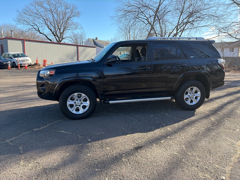 Toyota 4Runner SR5 4WD 2016