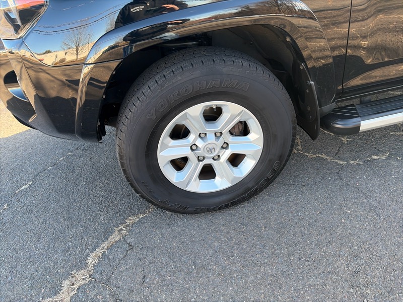 Toyota 4Runner SR5 4WD 2016