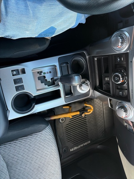 Toyota 4Runner SR5 4WD 2016