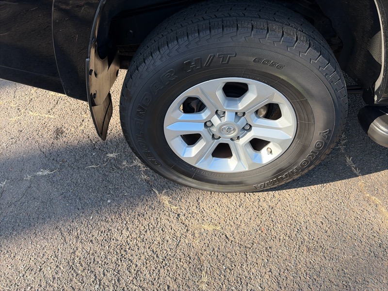 Toyota 4Runner SR5 4WD 2016