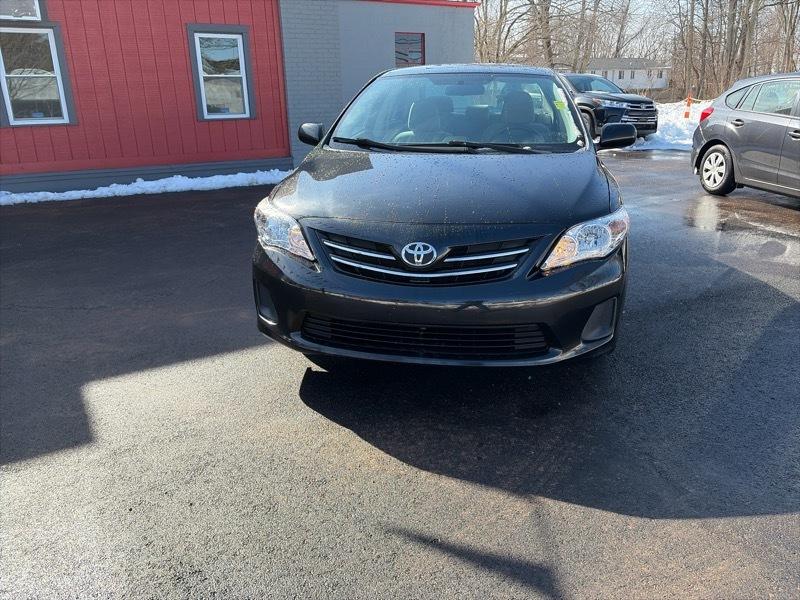 Toyota Corolla LE 4-Speed AT 2013