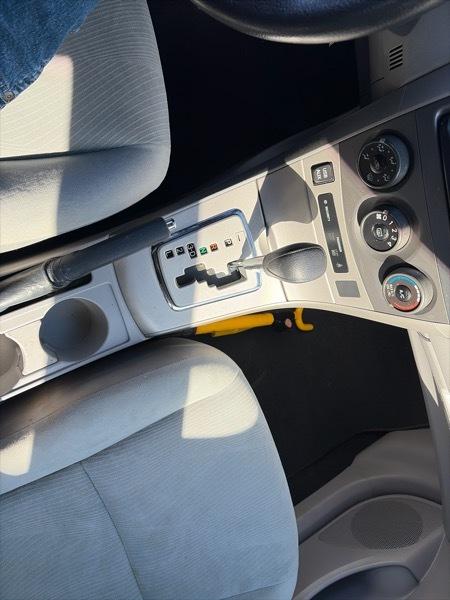 Toyota Corolla LE 4-Speed AT 2013