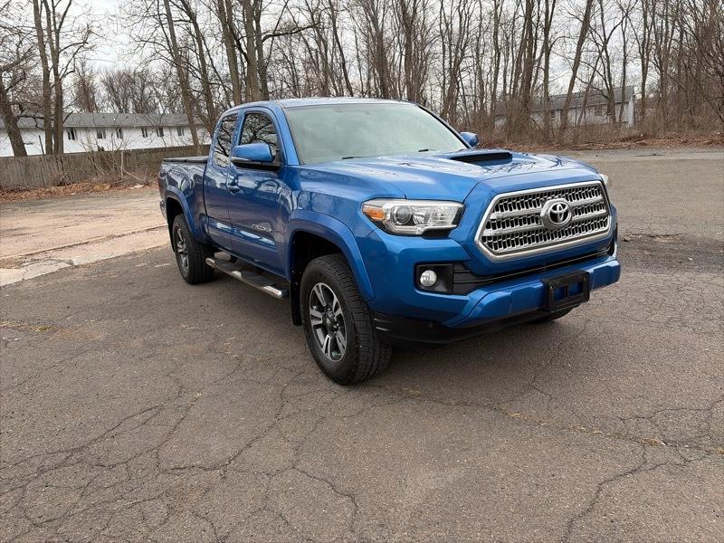 Toyota Tacoma  2016