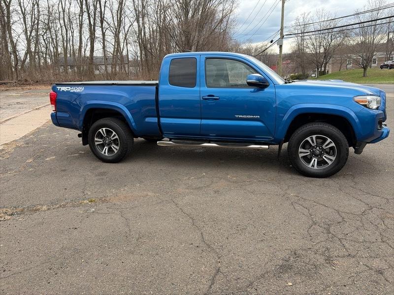 Toyota Tacoma  2016