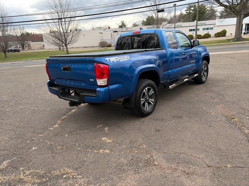 Toyota Tacoma  2016