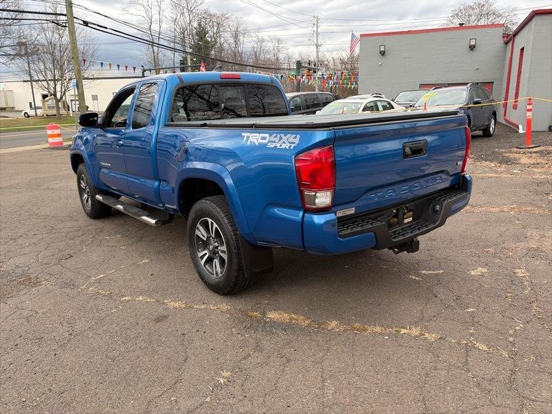 Toyota Tacoma  2016