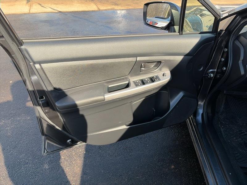 Subaru Impreza 2.0i PZEV CVT 5-Door 2015