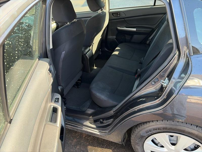 Subaru Impreza 2.0i PZEV CVT 5-Door 2015