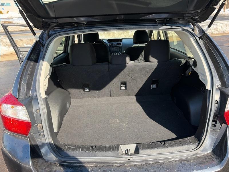 Subaru Impreza 2.0i PZEV CVT 5-Door 2015