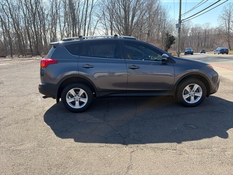 Toyota RAV4 XLE AWD 2014