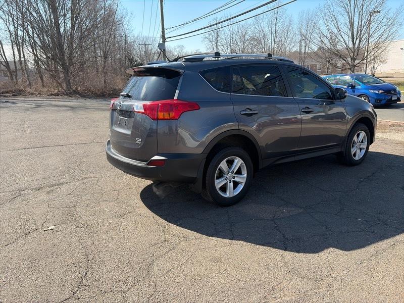 Toyota RAV4 XLE AWD 2014