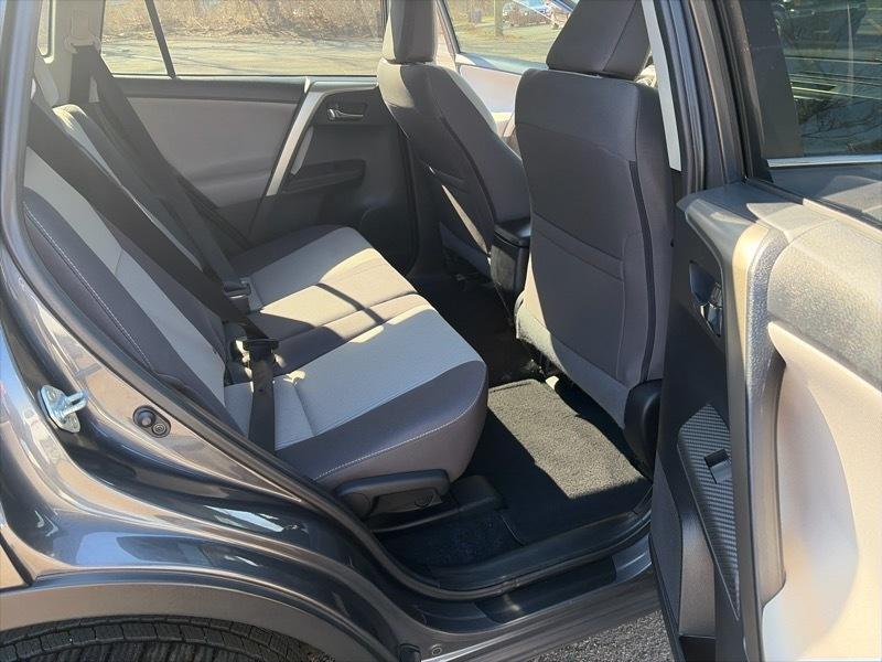 Toyota RAV4 XLE AWD 2014