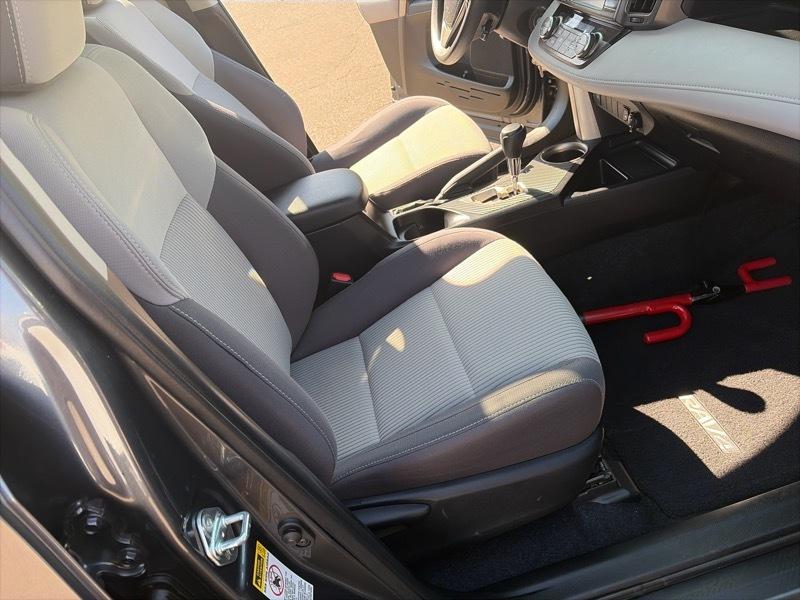 Toyota RAV4 XLE AWD 2014