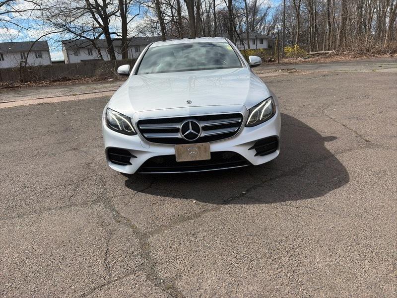 Mercedes-Benz E-Class E300 Luxury 4MATIC Sedan 2017