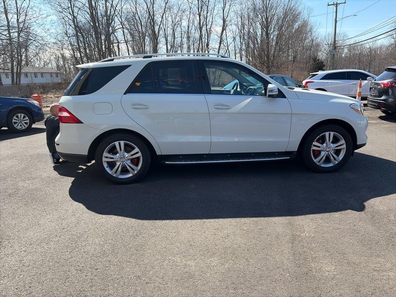Mercedes-Benz M-Class ML350 4MATIC 2012