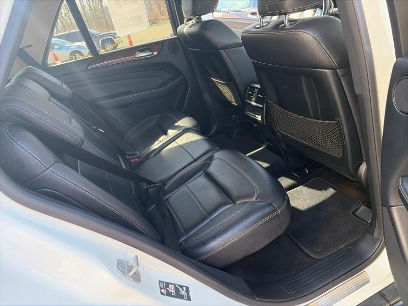 Mercedes-Benz M-Class ML350 4MATIC 2012