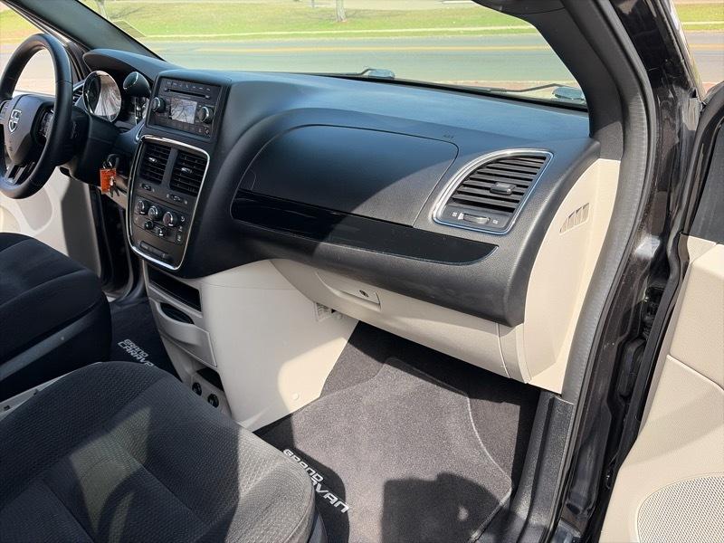 Dodge Grand Caravan SE 2016