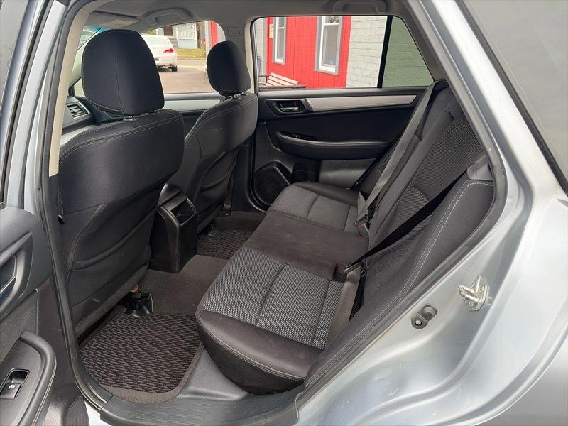 Subaru Outback 2.5i Premium 2015