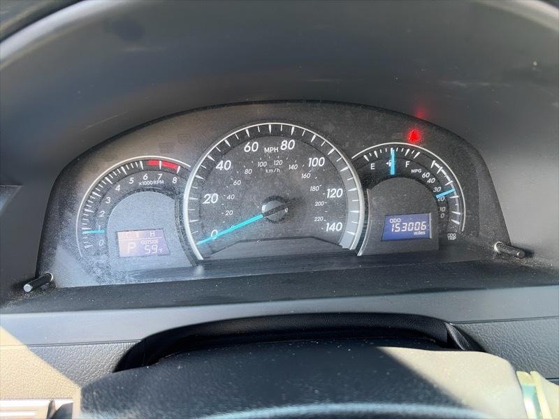 Toyota Camry 4dr Sdn I4 Auto LE (Natl) 2013