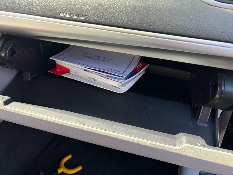 Toyota Camry 4dr Sdn I4 Auto LE (Natl) 2013