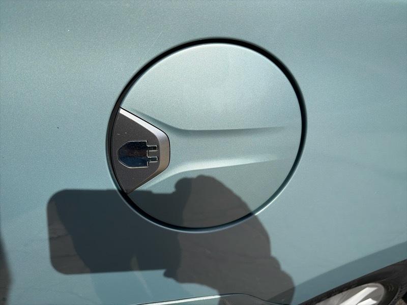 Toyota Prius Plug-In 2014