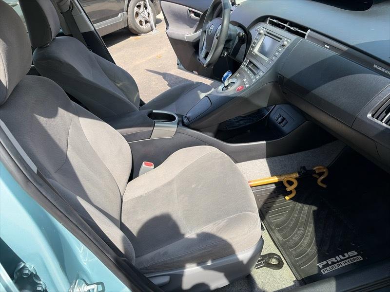 Toyota Prius Plug-In 2014