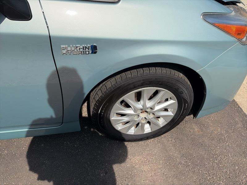 Toyota Prius Plug-In 2014