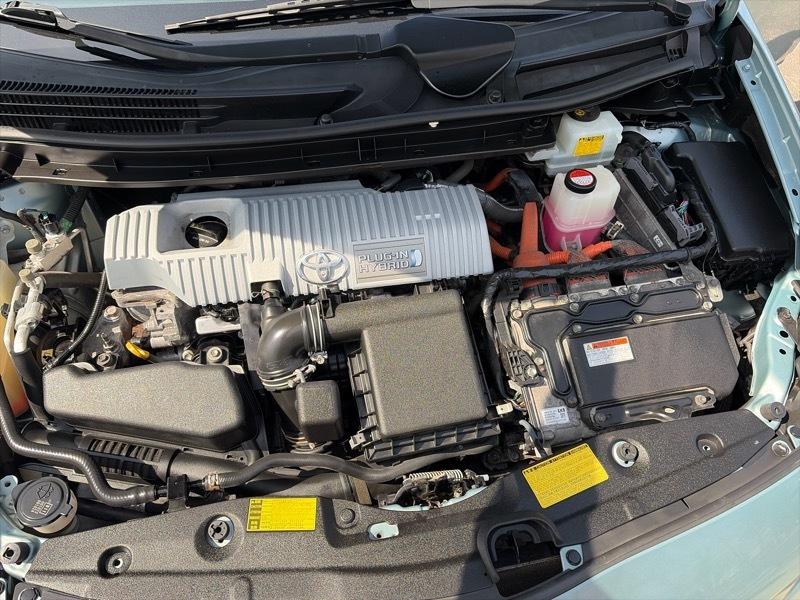 Toyota Prius Plug-In 2014