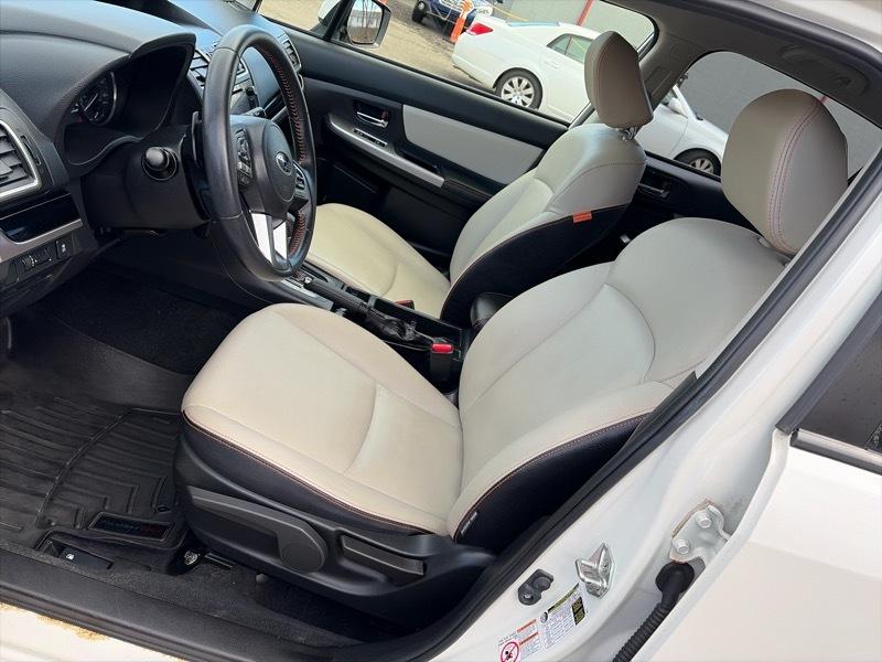 Subaru Crosstrek 2.0i Limited PZEV CVT 2016