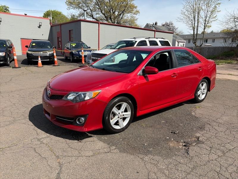 Toyota Camry SE 4D Sedan 2012