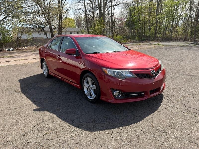 Toyota Camry SE 4D Sedan 2012