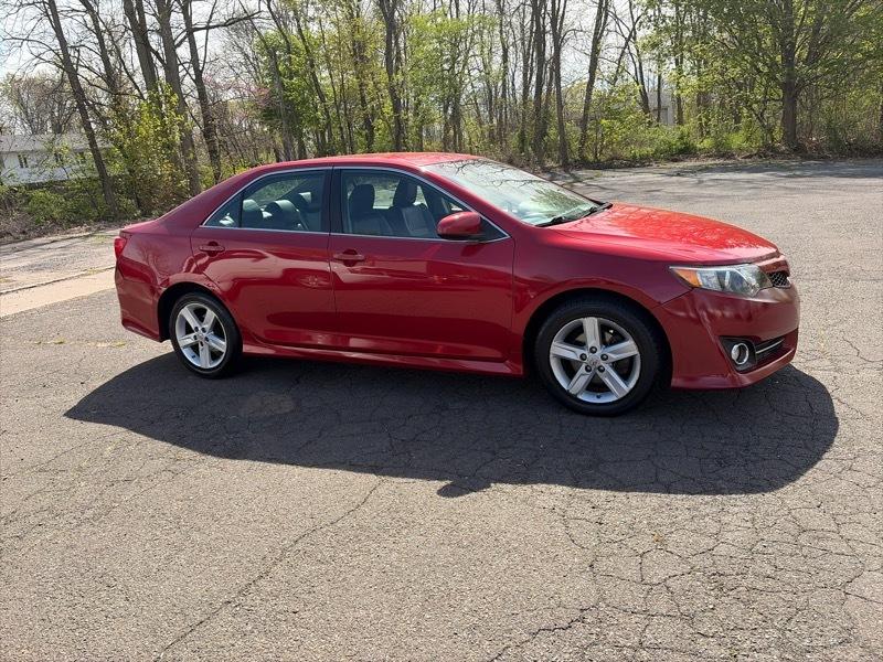 Toyota Camry SE 4D Sedan 2012