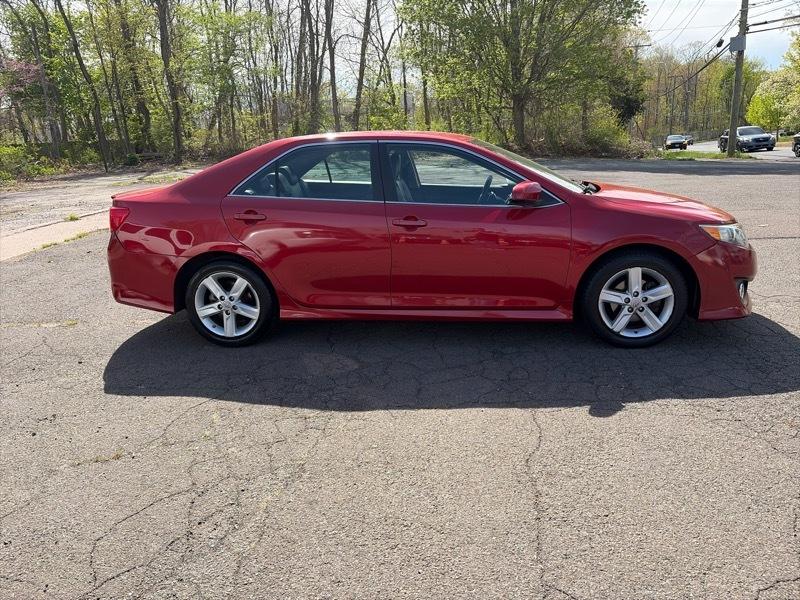 Toyota Camry SE 4D Sedan 2012