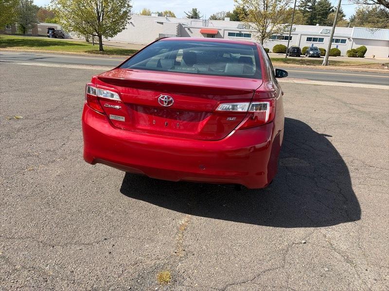 Toyota Camry SE 4D Sedan 2012