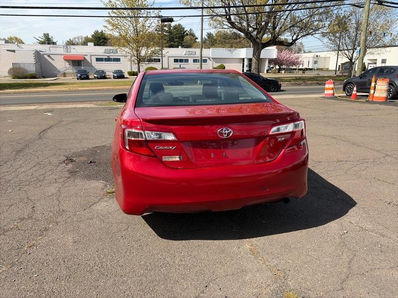Toyota Camry SE 4D Sedan 2012