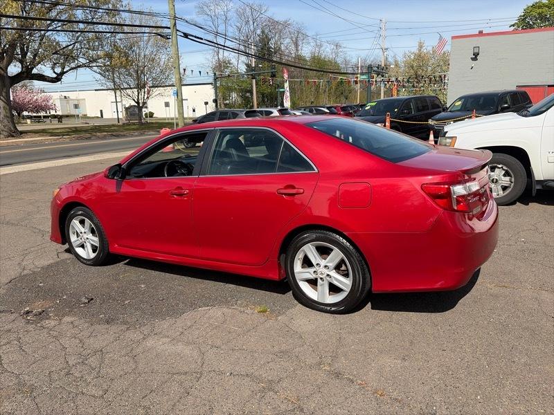 Toyota Camry SE 4D Sedan 2012