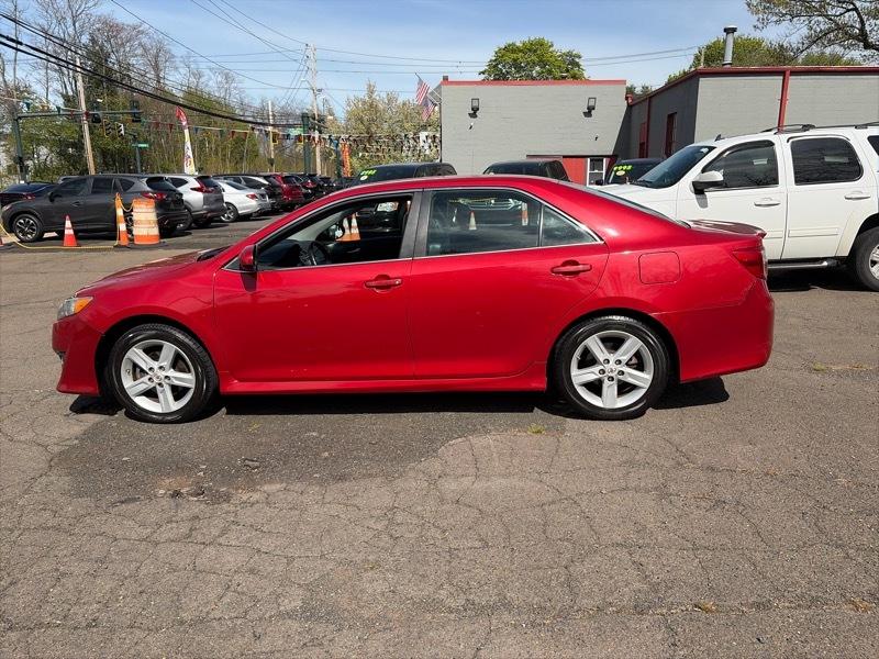 Toyota Camry SE 4D Sedan 2012