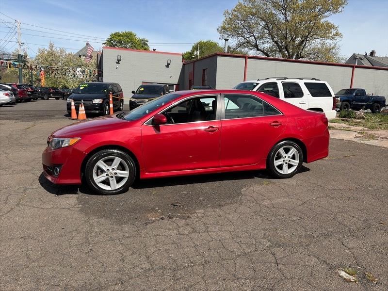 Toyota Camry SE 4D Sedan 2012
