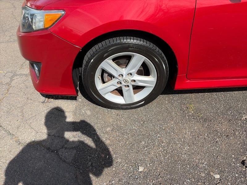 Toyota Camry SE 4D Sedan 2012