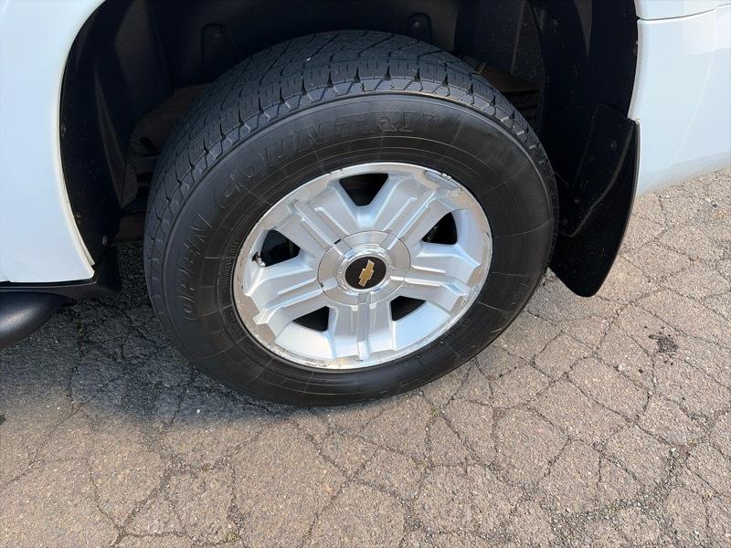 Chevrolet Tahoe LT 4WD 2011