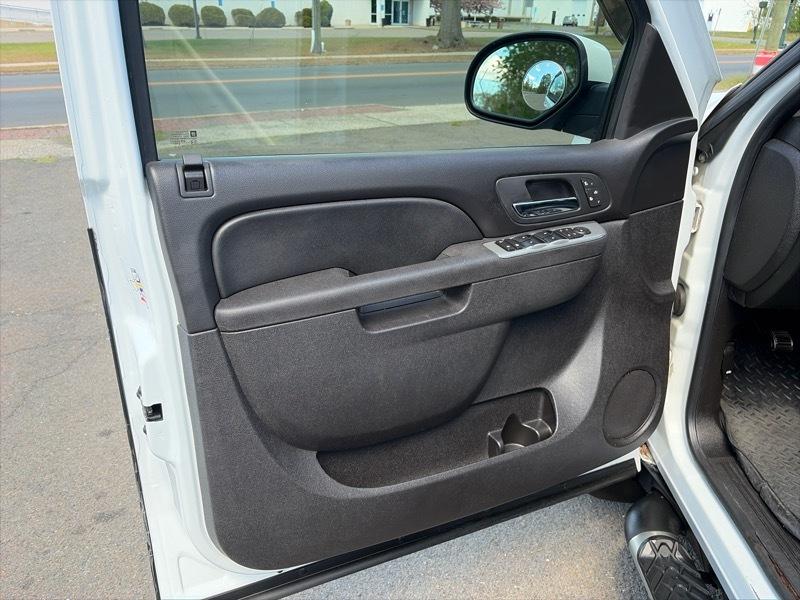 Chevrolet Tahoe LT 4WD 2011