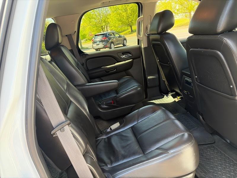 Chevrolet Tahoe LT 4WD 2011