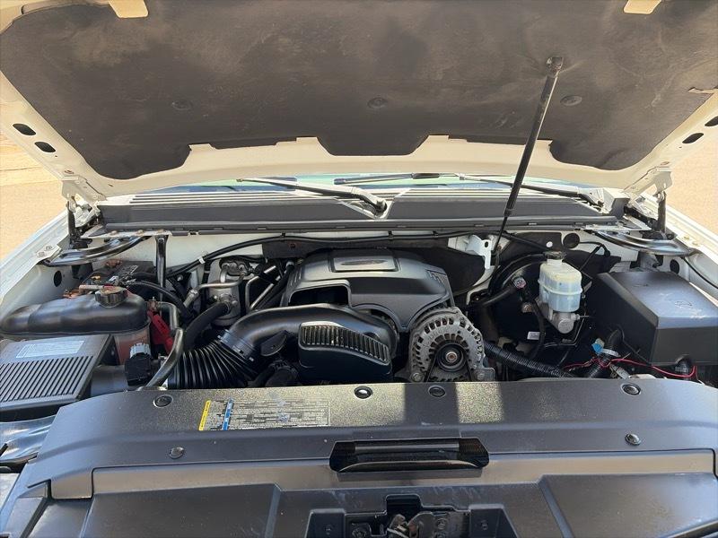 Chevrolet Tahoe LT 4WD 2011